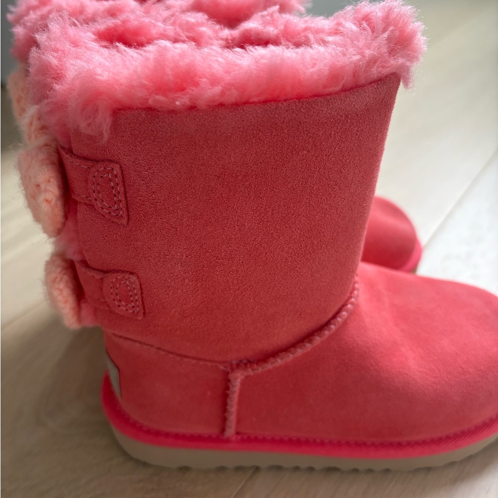 Girls Ugg Boots Size 12 Toddler NEW